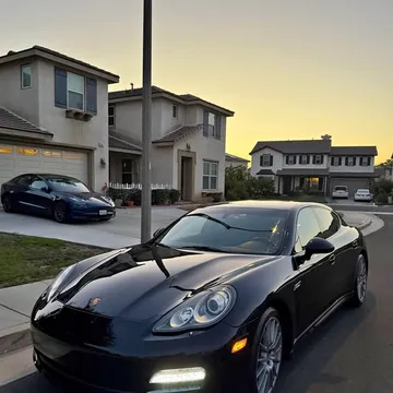 2012 Porsche Panamera 4