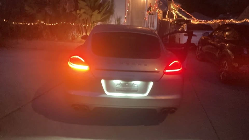 2012 Porsche Panamera - Image 7 of 16