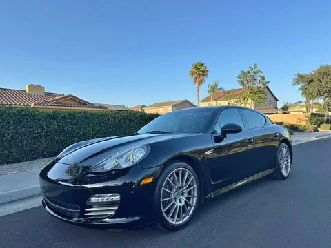 2012 Porsche Panamera 4