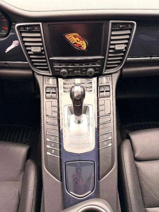 2012 Porsche 970 Panamera - Image 18 of 19