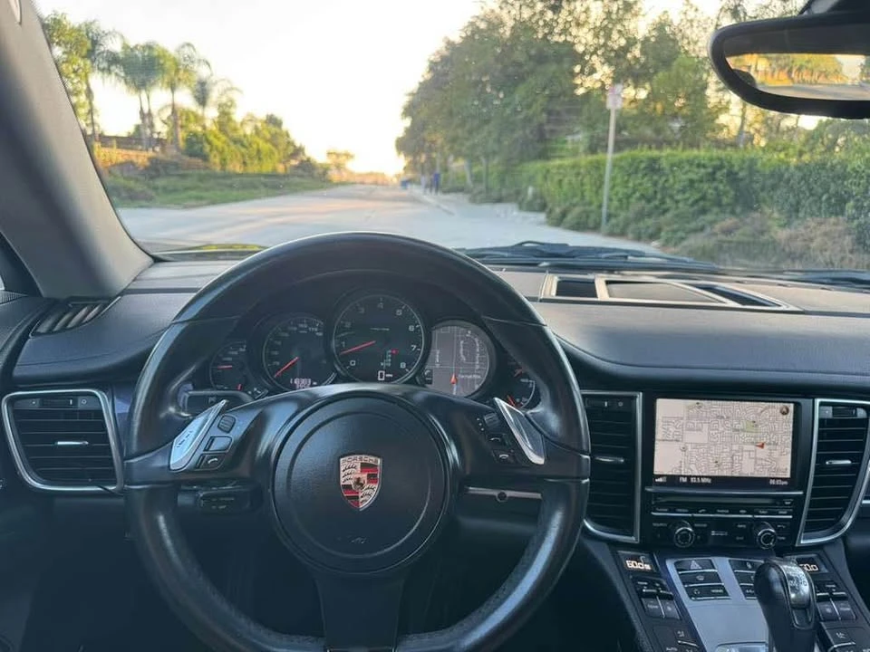 2012 Porsche Panamera - Image 11 of 12