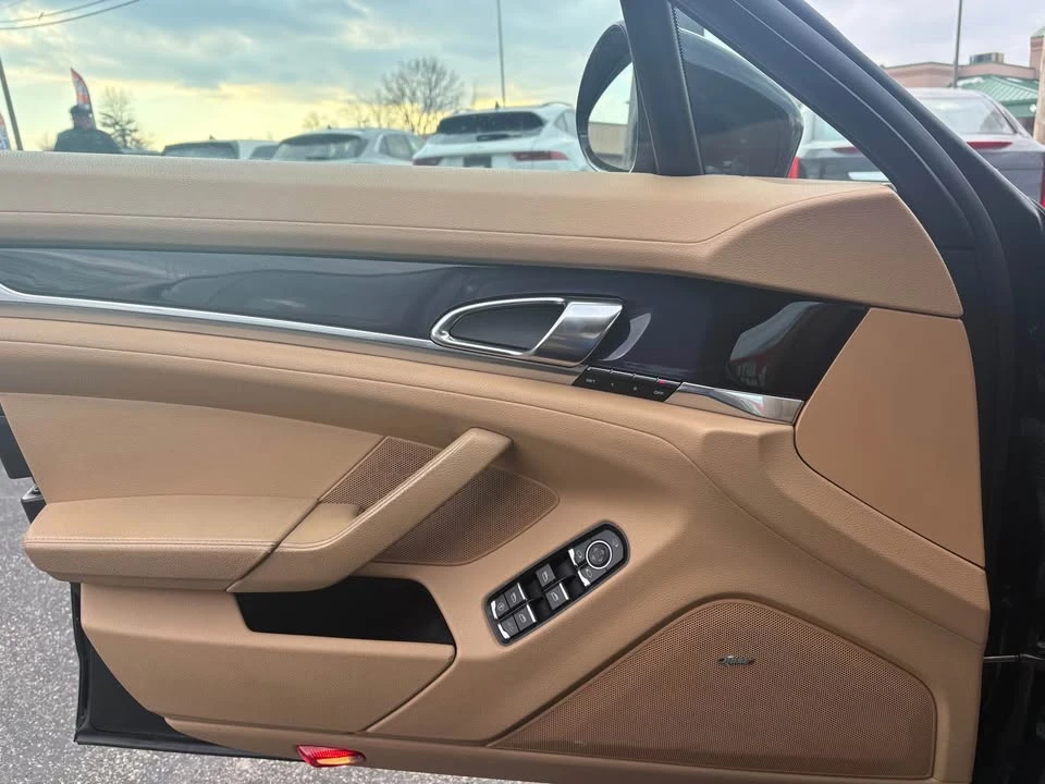 2012 Porsche 970 Panamera S - Image 8 of 11
