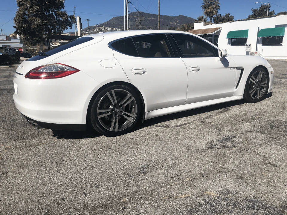 2012 Porsche 970 Panamera S - Image 12 of 31