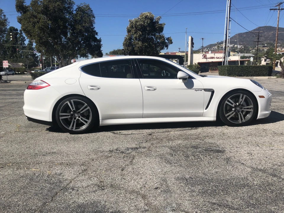 2012 Porsche 970 Panamera S - Image 8 of 31