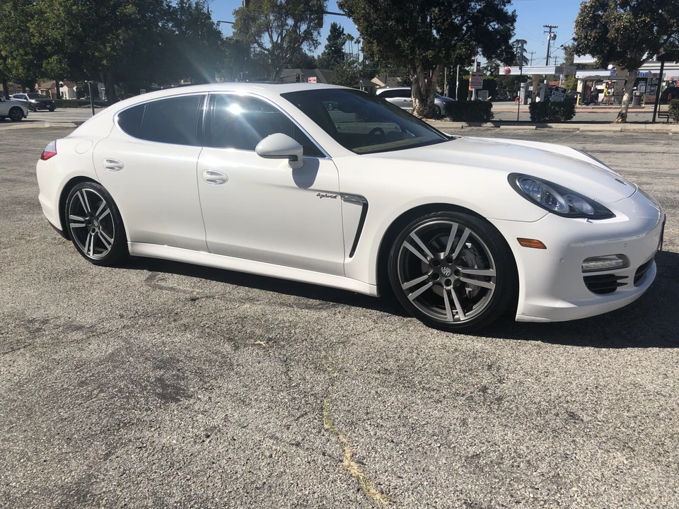 2012 Porsche 970 Panamera S - Image 7 of 31