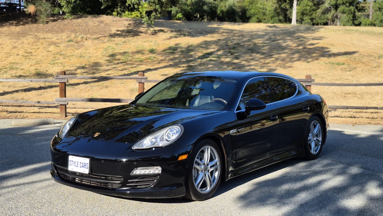 2012 Porsche 970 Panamera S - Image 6 of 31