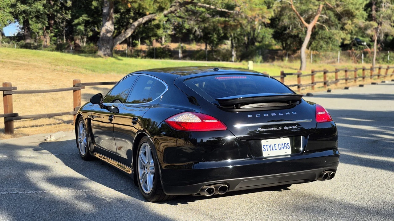 2012 Porsche 970 Panamera S - Image 18 of 31