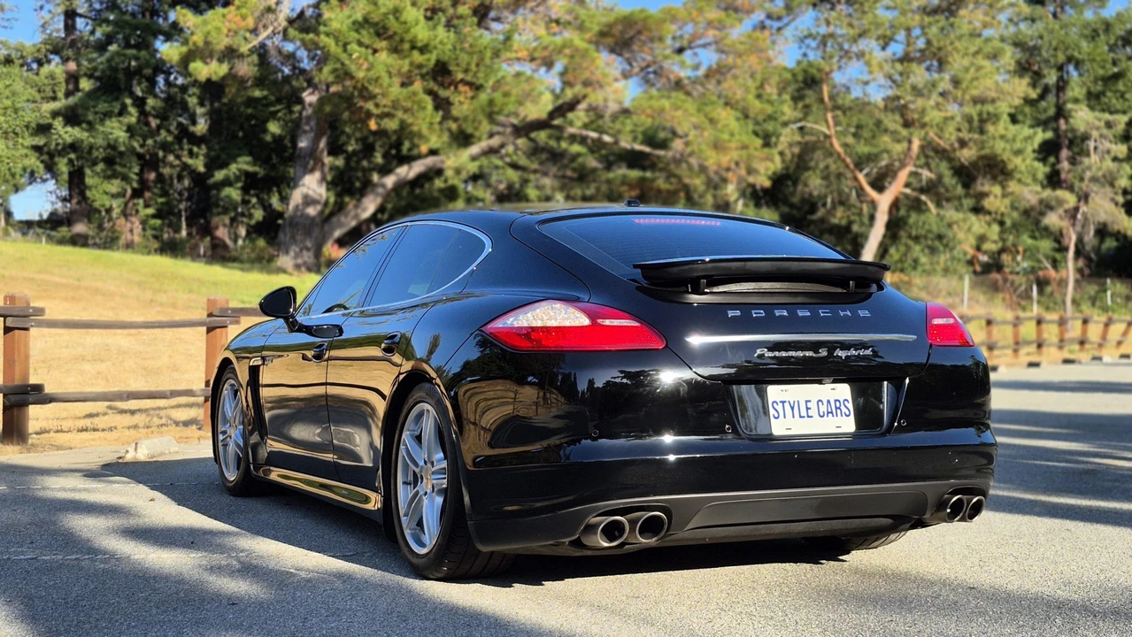2012 Porsche 970 Panamera S - Image 19 of 31