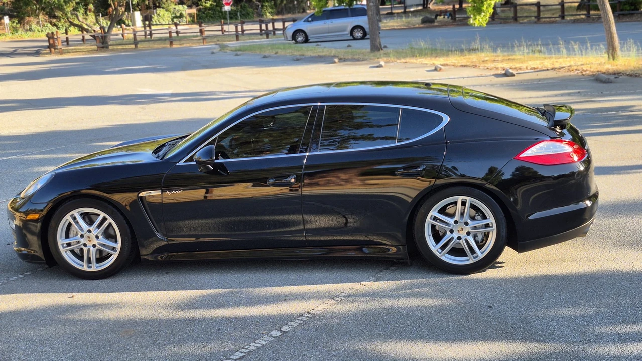 2012 Porsche 970 Panamera S - Image 15 of 31