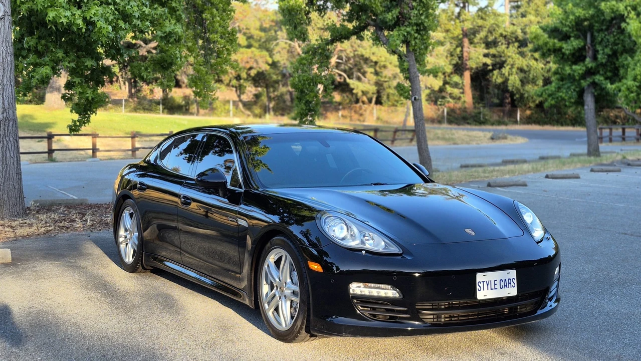 2012 Porsche 970 Panamera S - Image 31 of 31