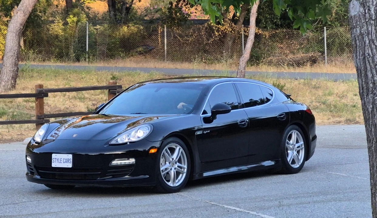 2012 Porsche 970 Panamera S - Image 12 of 31