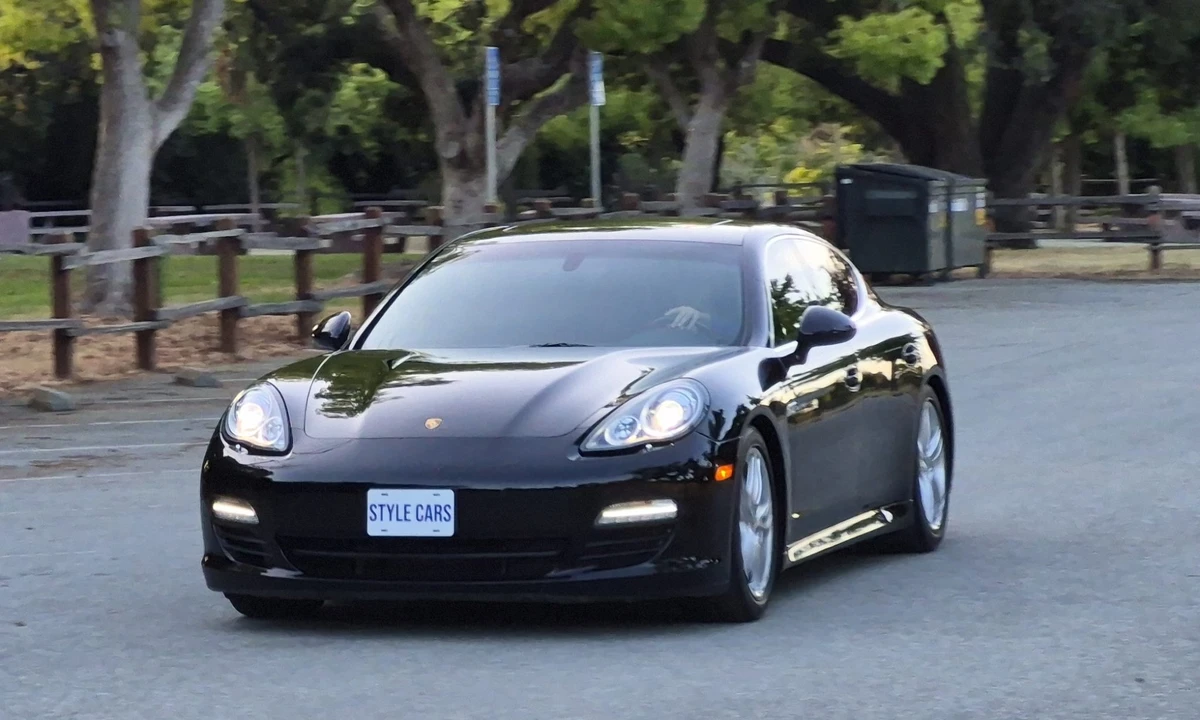 2012 Porsche 970 Panamera S - Image 10 of 31