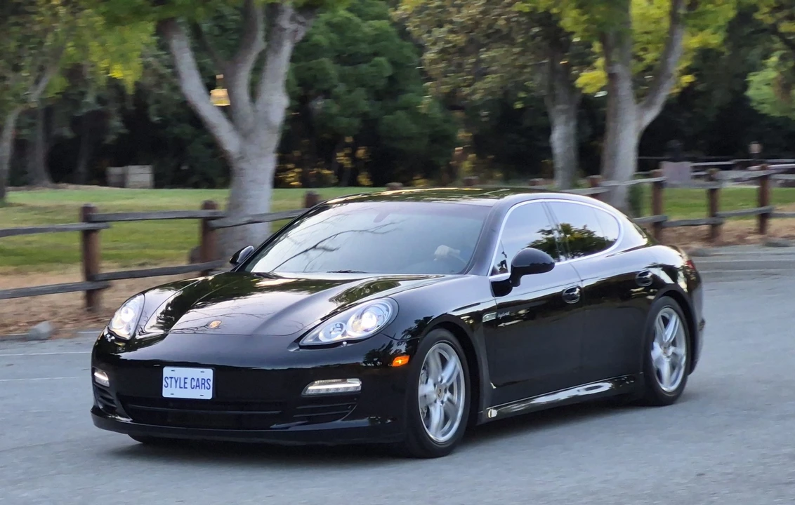 2012 Porsche 970 Panamera S - Image 11 of 31