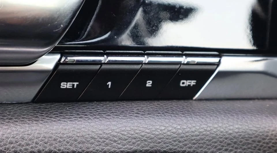 2012 Porsche 970 Panamera S - Image 15 of 18