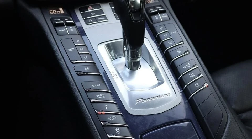 2012 Porsche 970 Panamera S - Image 17 of 18