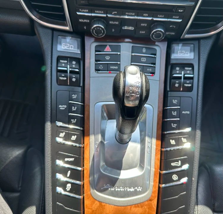 2012 Porsche 970 Panamera S - Image 17 of 24