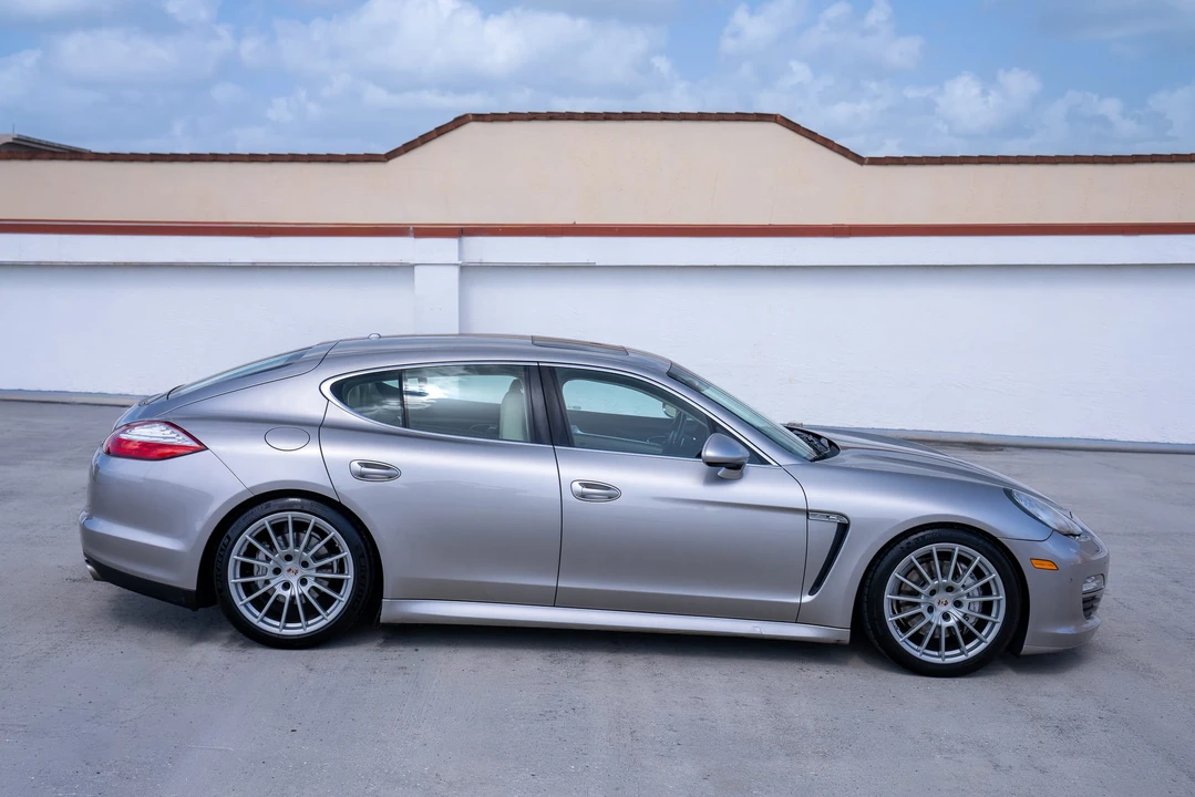 2012 Porsche 970 Panamera S - Image 8 of 31