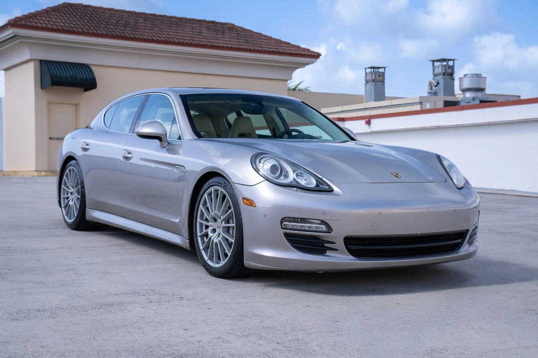 2012 Porsche 970 Panamera S - Image 7 of 31