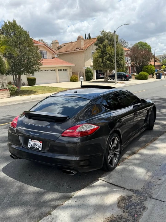 2012 Porsche 970 Panamera - Image 2 of 9