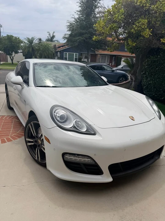 2012 Porsche Panamera - Image 3 of 8