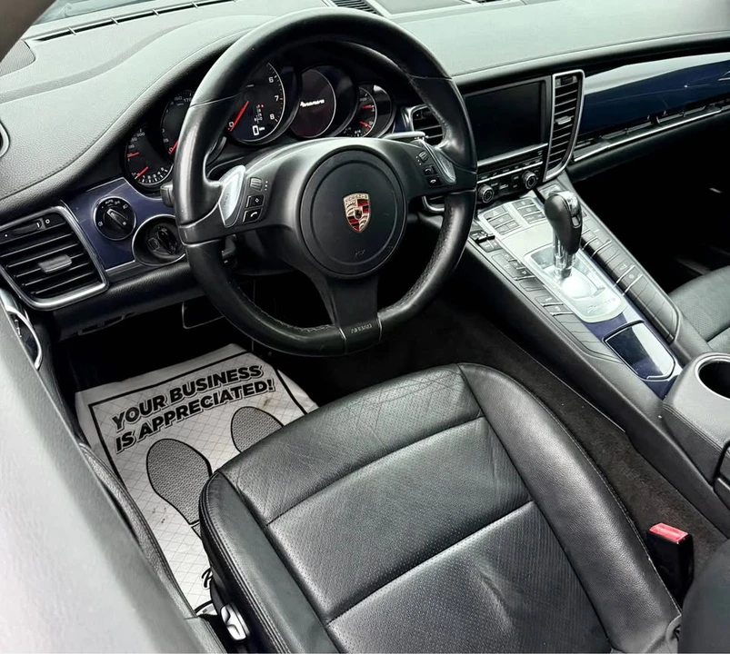 2012 Porsche Panamera - Image 5 of 7