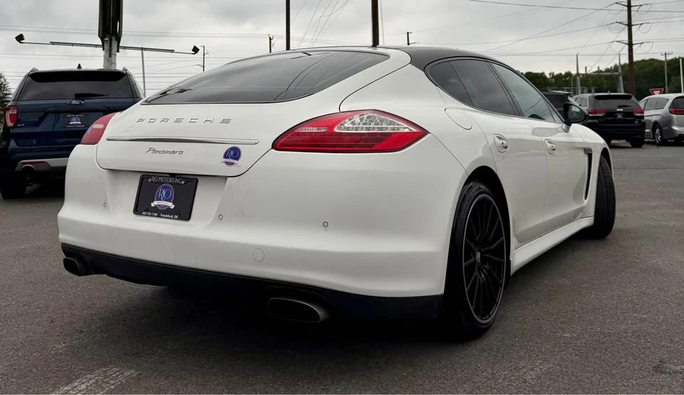 2012 Porsche Panamera - Image 7 of 7