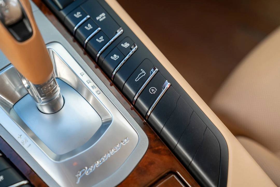 2012 Porsche 970 Panamera Turbo - Image 24 of 31