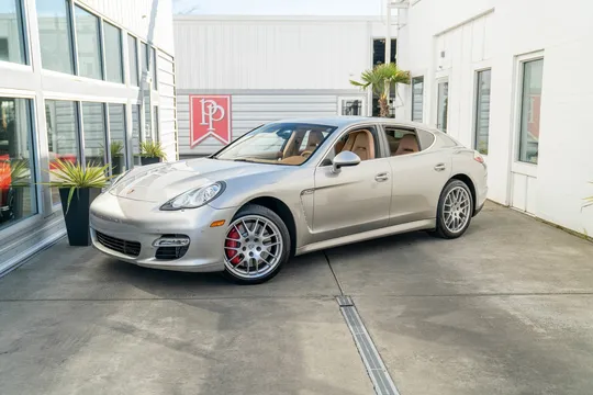 2012 Porsche Panamera Turbo