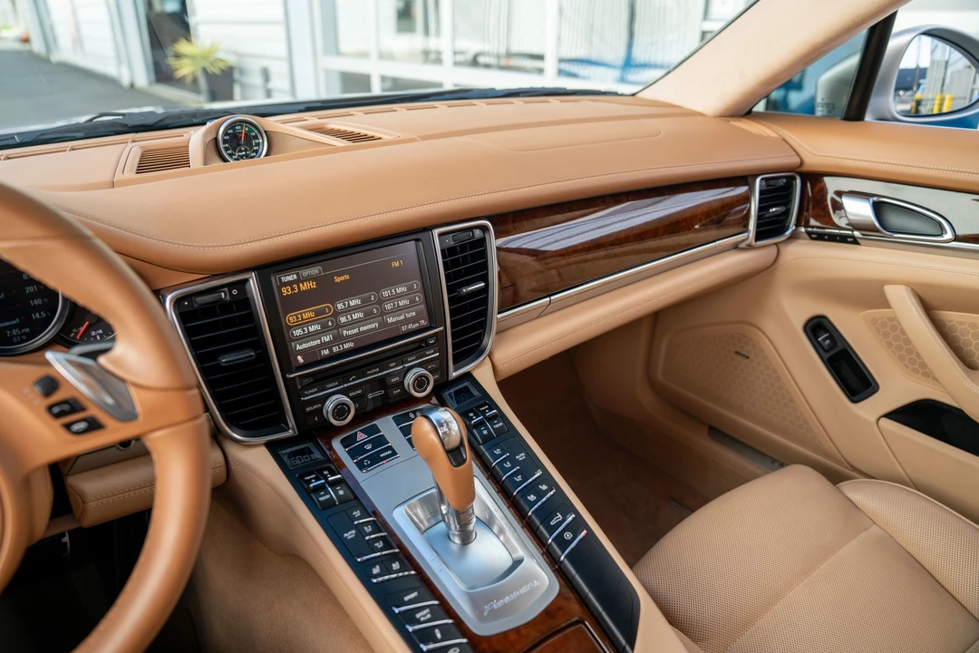 2012 Porsche 970 Panamera Turbo - Image 16 of 31