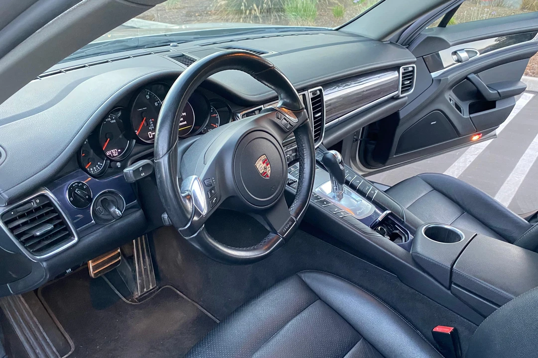 2012 Porsche 970 Panamera - Image 27 of 31