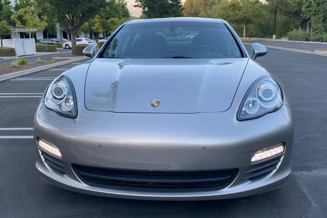 2012 Porsche 970 Panamera - Image 2 of 31