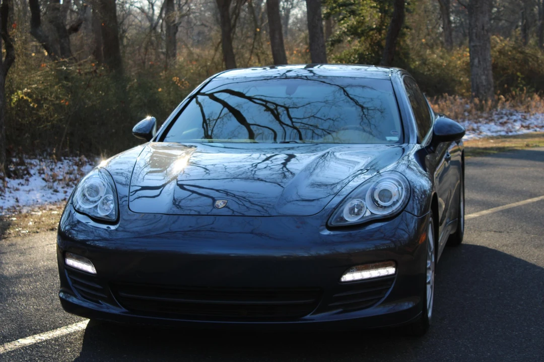 2012 Porsche 970 Panamera - Image 2 of 31