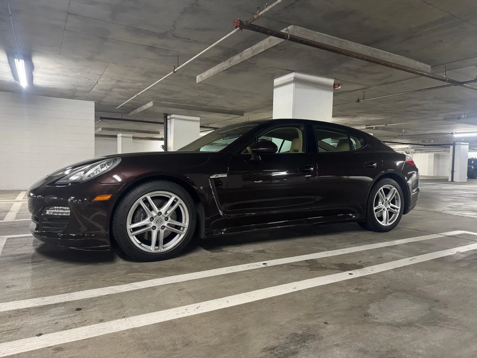2012 Porsche 970 Panamera - Image 25 of 31
