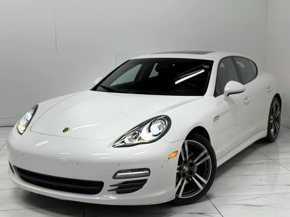 2012 Porsche 970 Panamera - Image 6 of 31