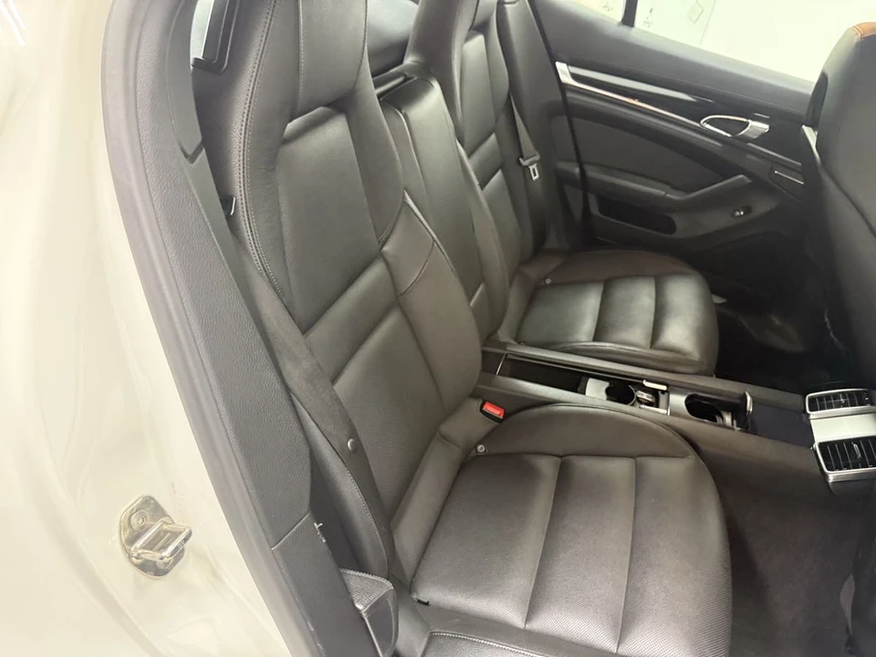 2012 Porsche 970 Panamera - Image 25 of 31