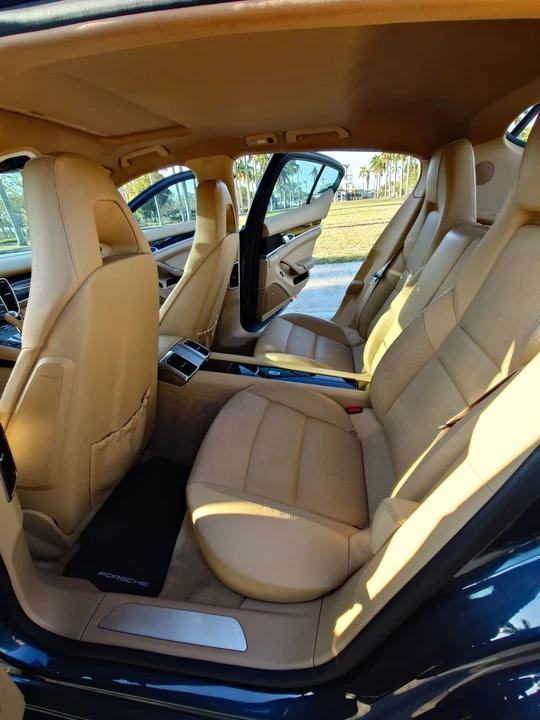 2012 Porsche Panamera - Image 27 of 31