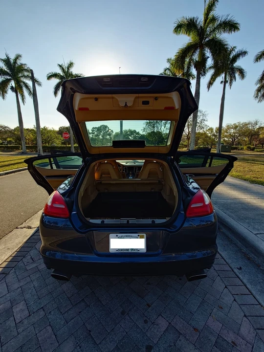2012 Porsche Panamera - Image 28 of 31