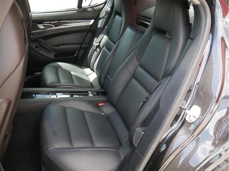 2012 Porsche Panamera - Image 26 of 31