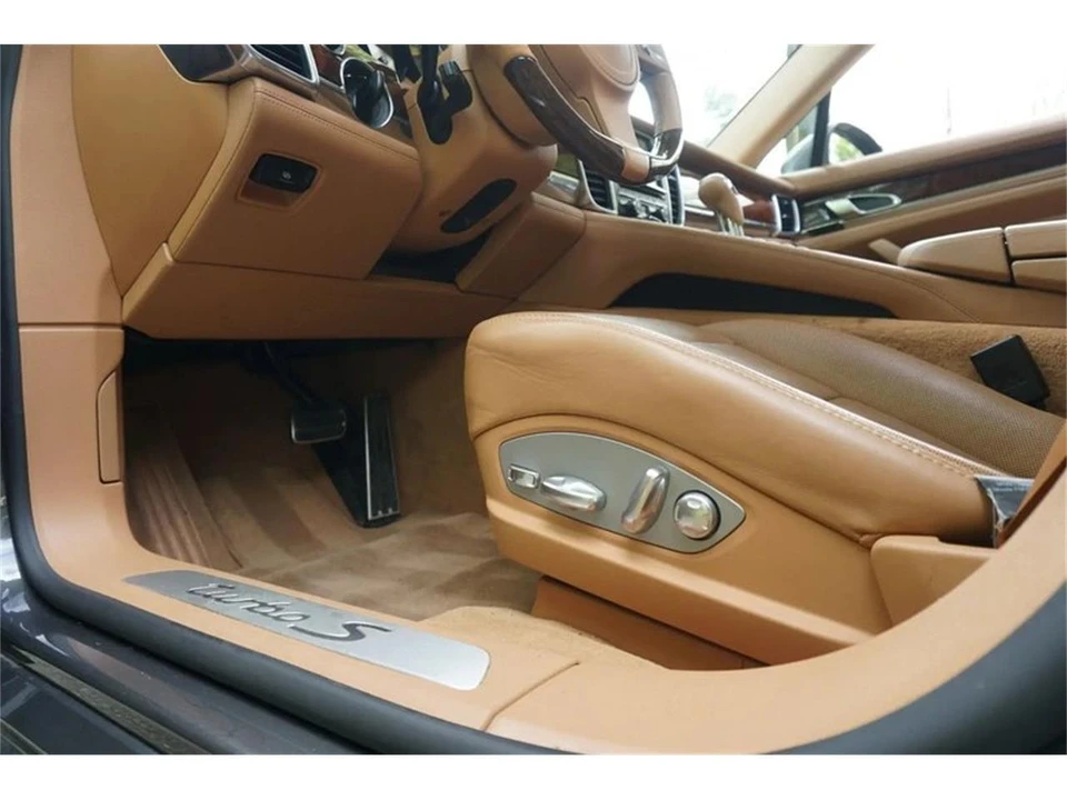 2012 Porsche 970 Panamera - Image 10 of 14