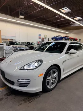 2012 Porsche Panamera 4