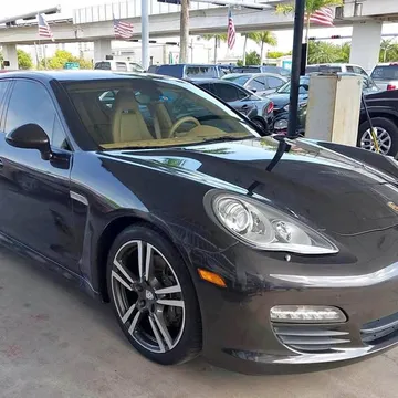 2012 Porsche Panamera 4