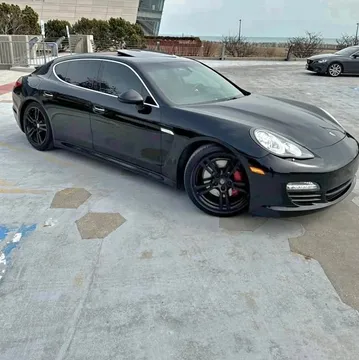 2012 Porsche Panamera 4S