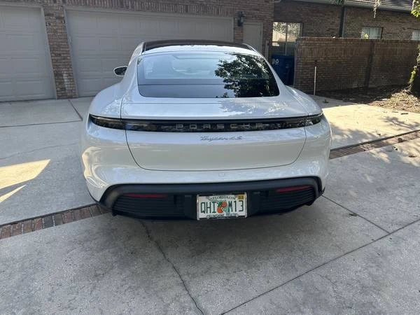 2012 Porsche Taycan - Image 16 of 17