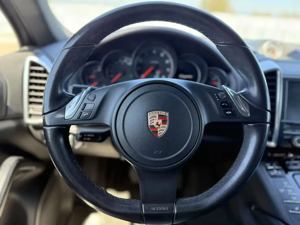 2012 Porsche 958 Cayenne - Image 11 of 19