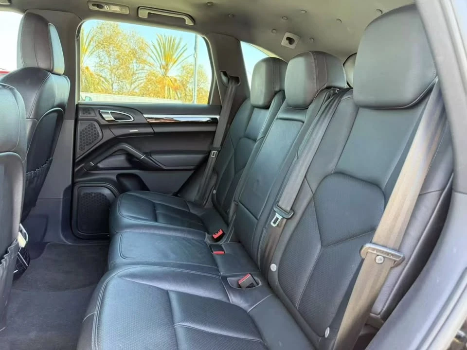 2012 Porsche 958 Cayenne - Image 15 of 19