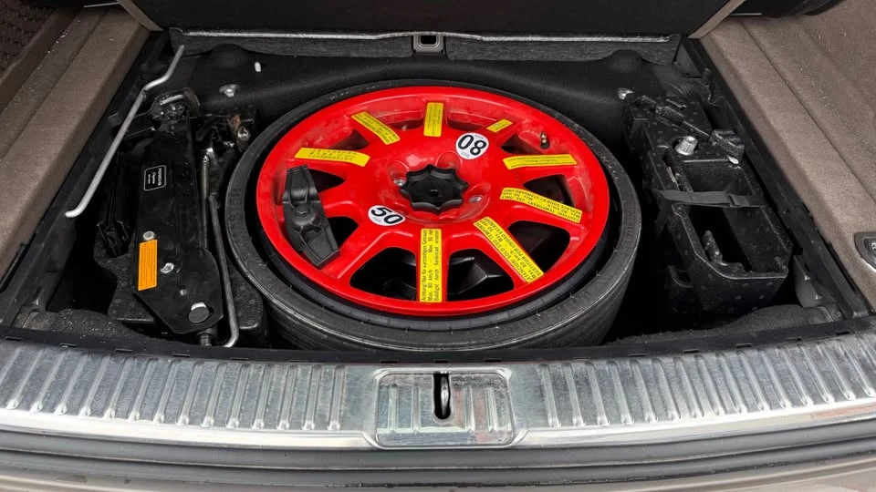 2012 Porsche 958 Cayenne - Image 12 of 14