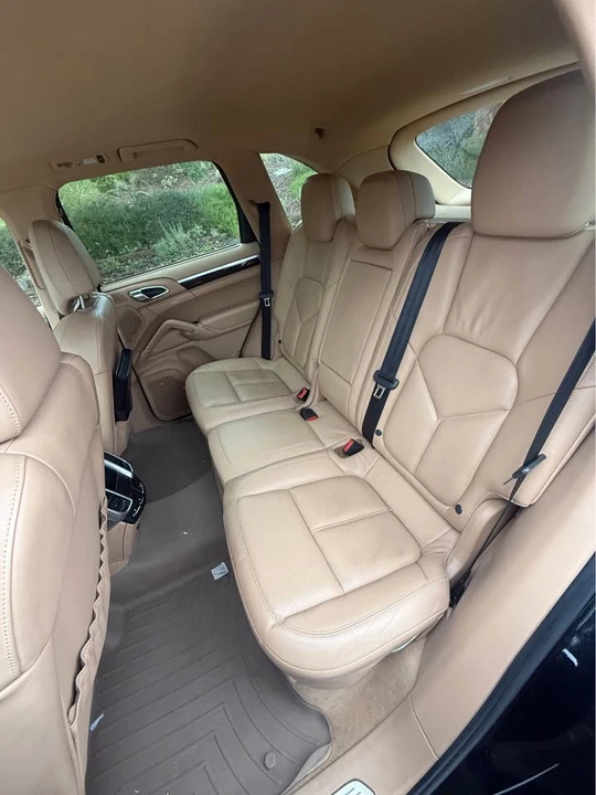 2012 Porsche 958 Cayenne - Image 6 of 9