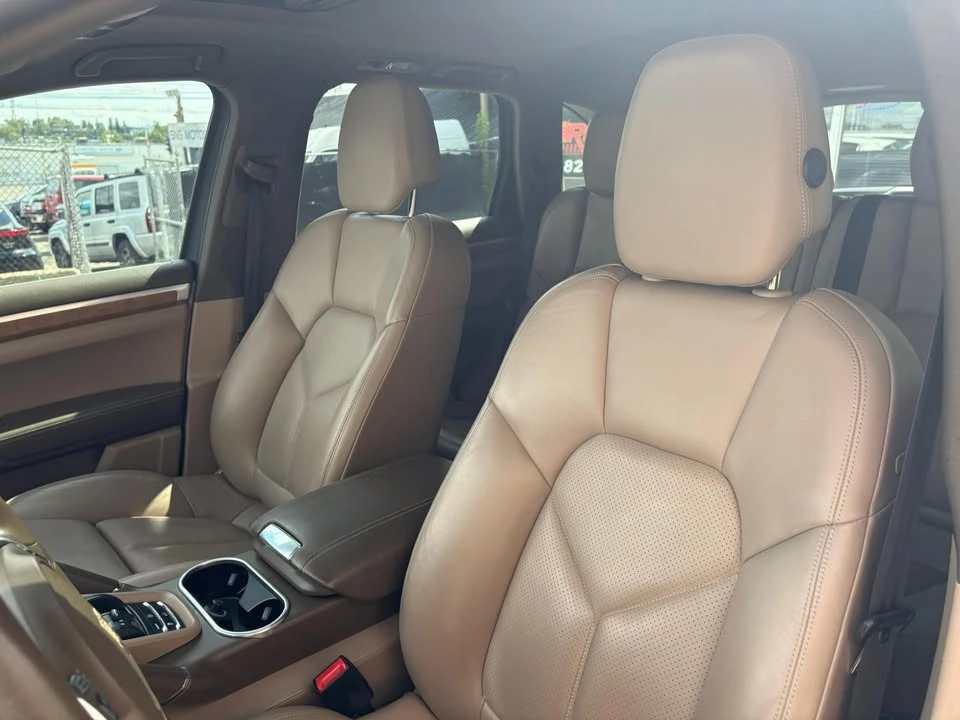 2012 Porsche 958 Cayenne - Image 15 of 16