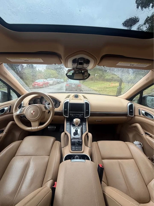 2012 Porsche 958 Cayenne - Image 4 of 9