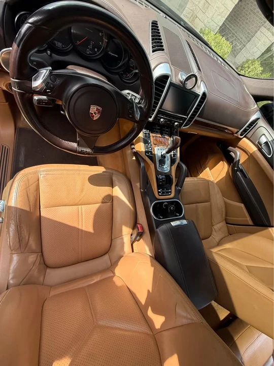 2012 Porsche 958 Cayenne - Image 11 of 12